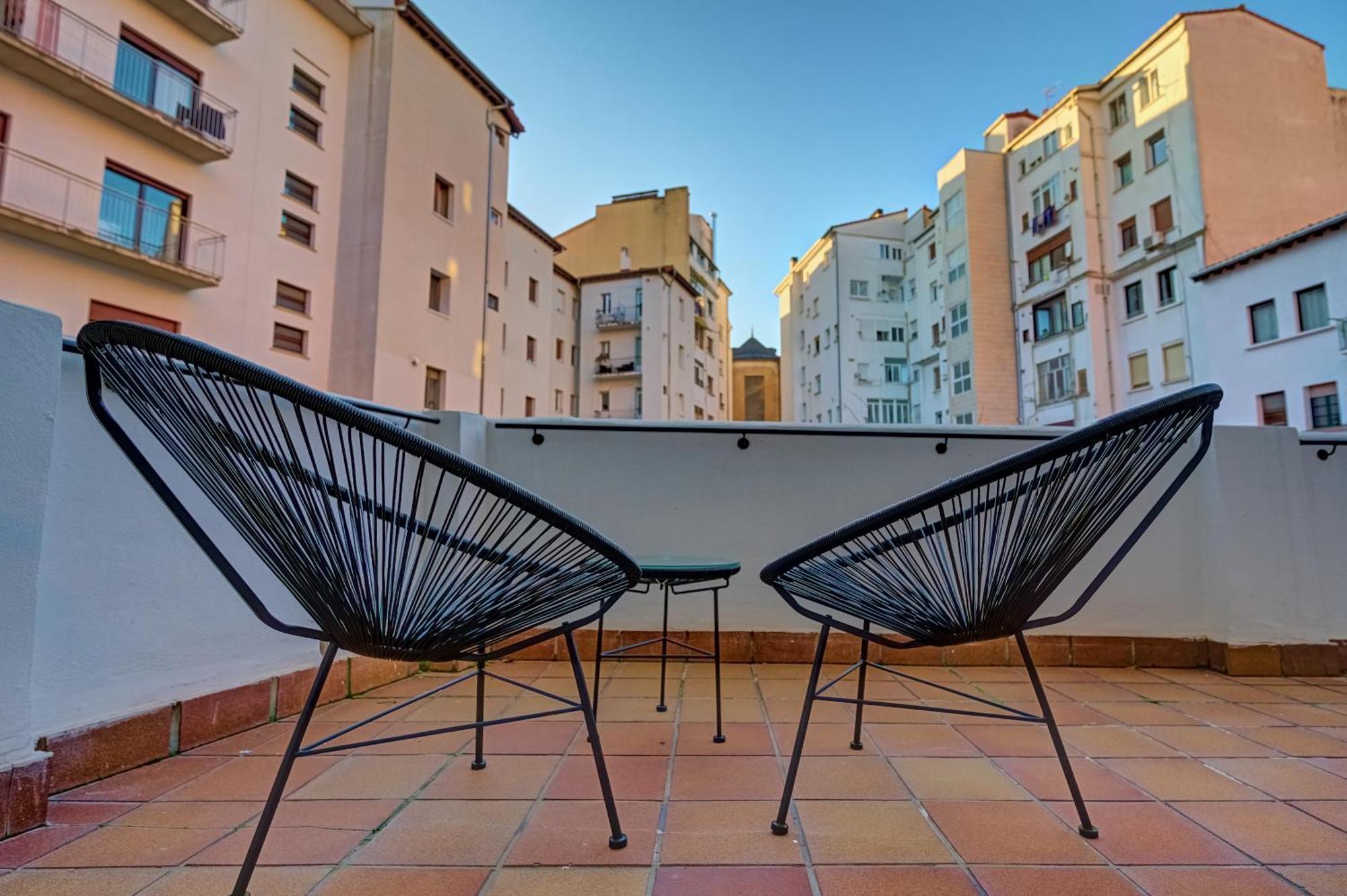 Apartamento El Conde By Clabao Pamplona Exterior photo