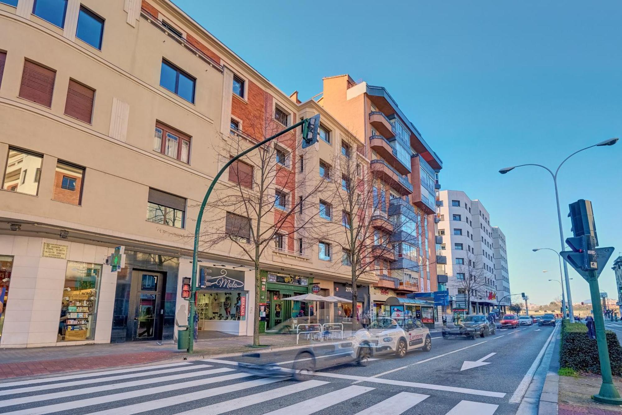 Apartamento El Conde By Clabao Pamplona Exterior photo